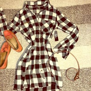 NWT Size M Lulus plaid long sleeved dress blk/wht